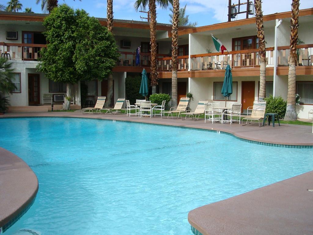 棕榈荒漠 深峡谷旅馆酒店 外观 照片